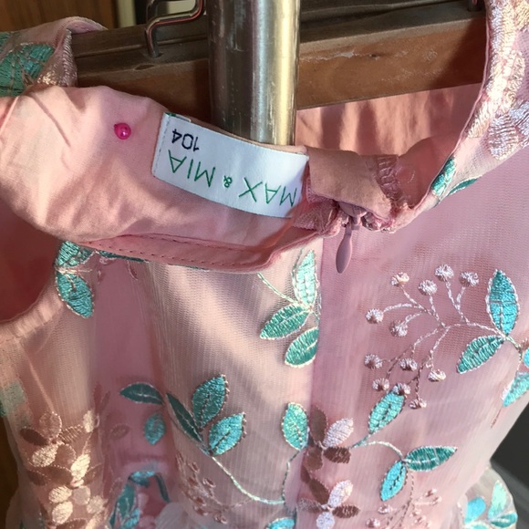 Girl dress - Picture 3 of 3